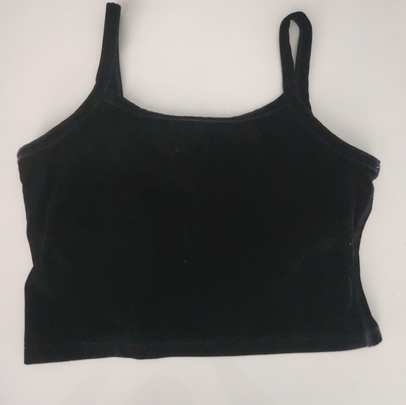 Beyond Yoga Truly Cropped Tank Black Velvet . Medium. Built In Support - Picture 6 of 6
